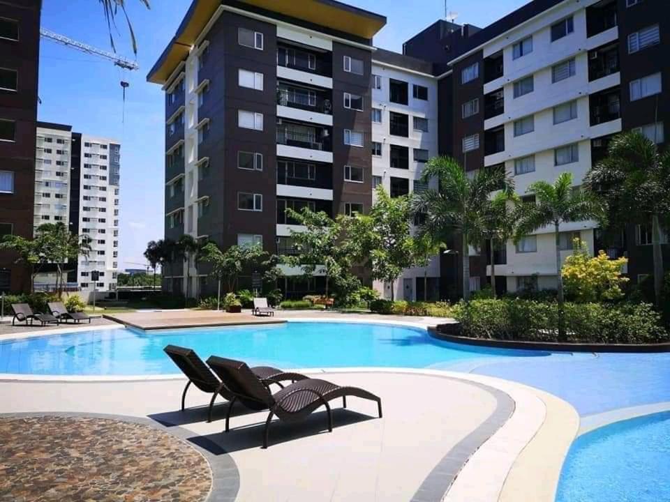 Aparthotel Avida Atria T2-F ,5Mins To Festive Walk And 4 Mins To Iloilo Convention Center Exterior foto